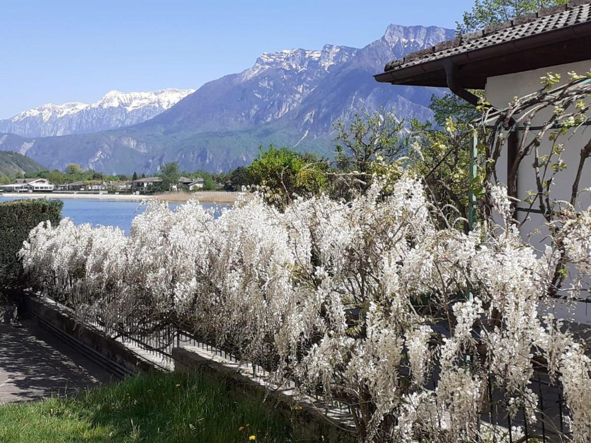 칼세라니카알라고 La Perla Del Lago 아파트 외부 사진
