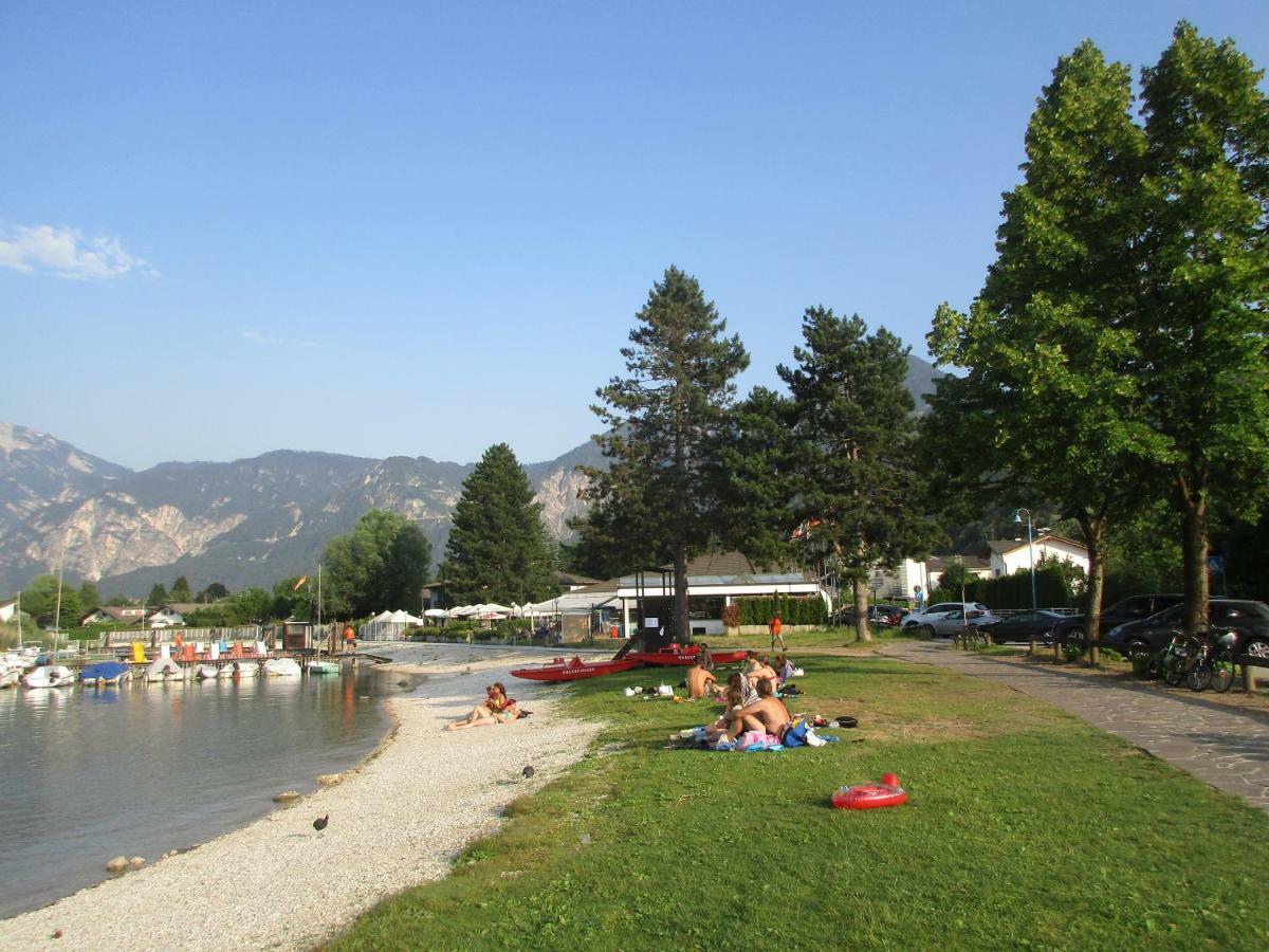 칼세라니카알라고 La Perla Del Lago 아파트 외부 사진